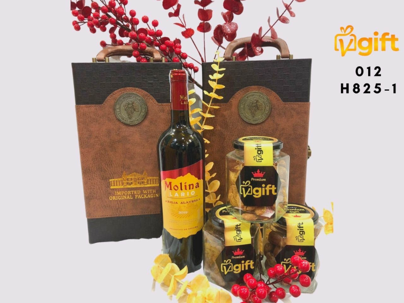 Bộ quà Tết nhập khẩu ý nghĩa biếu Tết 2025 – Siêu thị 24h SV Mart Thể hiện đẳng cấp và sự tinh tế của người tặng